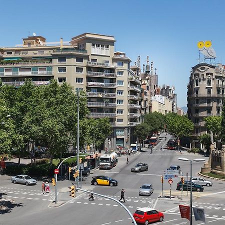 Lumine Sagrada Familia Apartments Barcelona Buitenkant foto